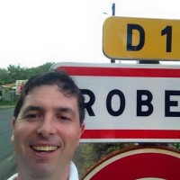 Robert Moon