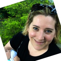 Julie De La Parra Ouellette