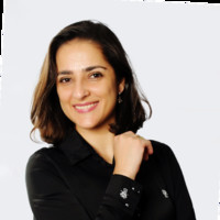 Aline de Campos Coelho Camilher Gomes