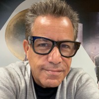 Luiz CalainhoLuiz Calainho is an Influencer