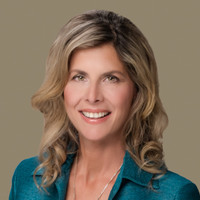 Colleen Lomax