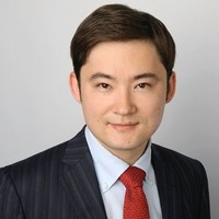 Rustem Bektenov, Dr.Oec. Hsg, Cfa