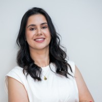 Letícia R.