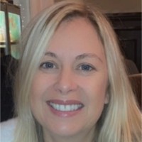 Lesley Hunt