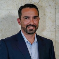 Rogério B. Ribeiro .'.