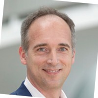 Dr. Thorsten Laux