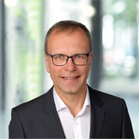 Dr. Torsten Warner
