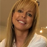 Leslie Nichols
