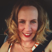 Dr. Viola Hoffmann