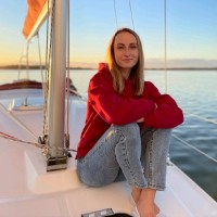 Елена Голикова