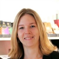 Simone Wolf