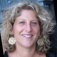 Debbie Aron-Williamson