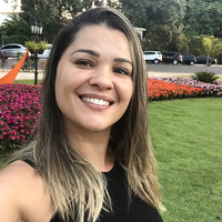 Ana Claudia Santos Pereira