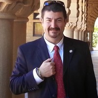 Dr. Patricio Montesinos