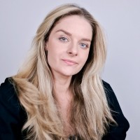 Olja Mladjenovic