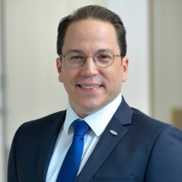 Stefan Loderbauer