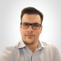 László K.
