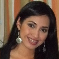 Nora Campos