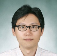 손일권