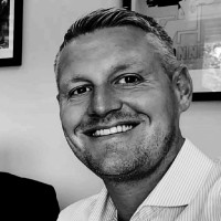 Robert van den Bos RA RC