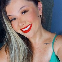 Thainá Leite