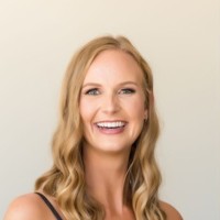 Michaela Coon