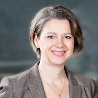 Lynne Mapes-Riordan