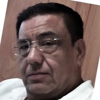 Carlos Flores González