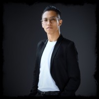 Wei Xiong L.