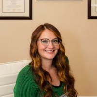 Julie Ostrom, Jd