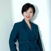 Jade Zhou