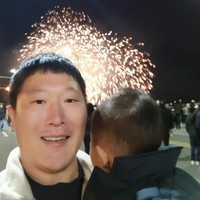Hyoung Woo Kim