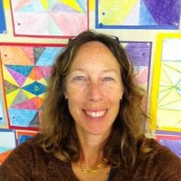 Julie Lawrence