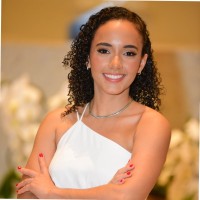 Camila Bueno Romão