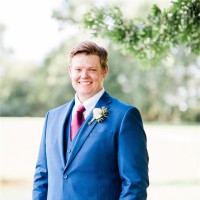 Zach Akin
