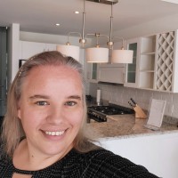Yvonne Emtage