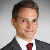 Simon V.
