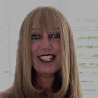 Anja Onderdelinden