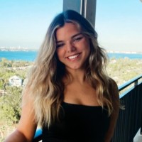 Lauren Ross
