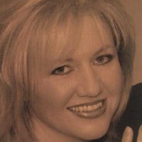 Tracey Lavelle