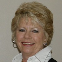 Dee Cozzi