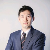 임용택