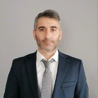 ÜMİT AYAN