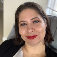 Stephanie Gross, Mba