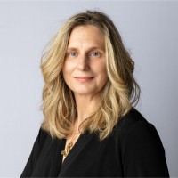 Kirsten Dunne