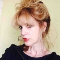 Heather Ann Tzanninis (石 楠)