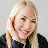 Allison M Lasher