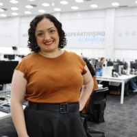 Ana Caroline De Andrade