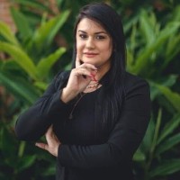 Roberta Oliveira Vieira
