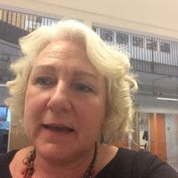 Yvonne Moors
